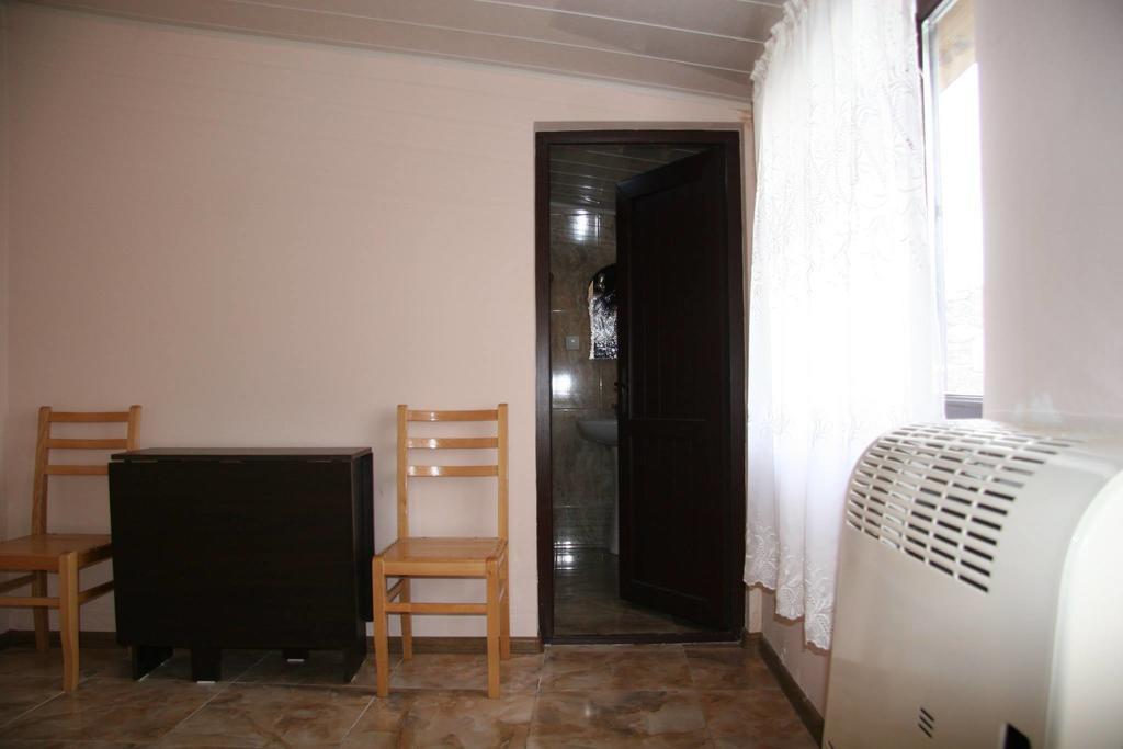 Maia'S Guest House Gergeti Kazbegi Room photo