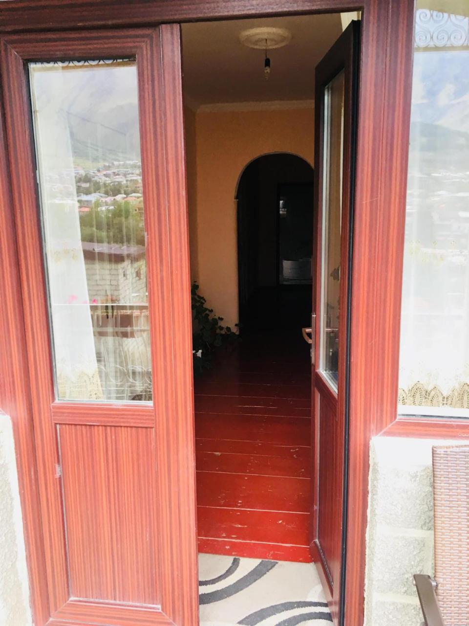 Maia'S Guest House Gergeti Kazbegi Exterior photo
