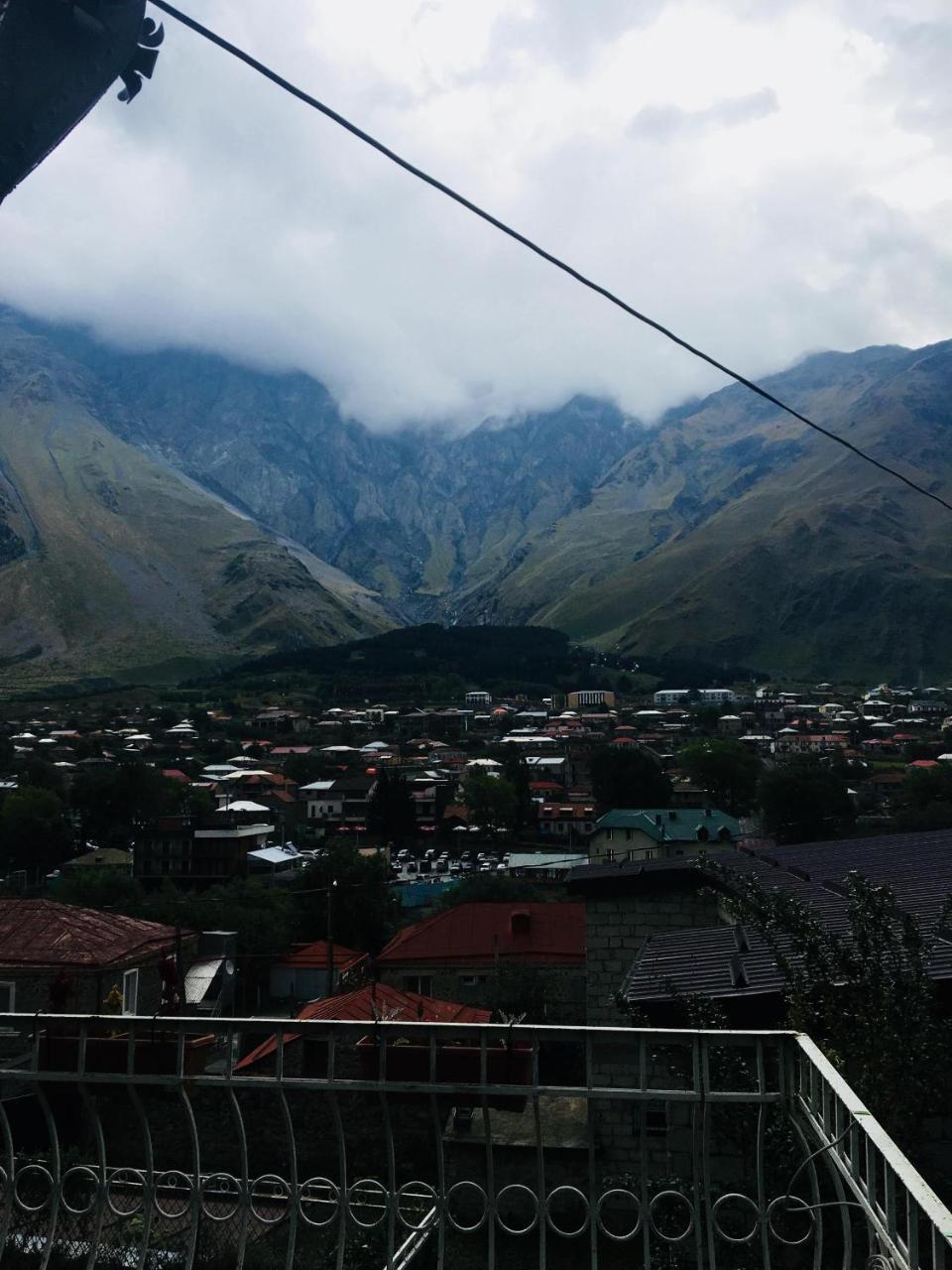 Maia'S Guest House Gergeti Kazbegi Exterior photo